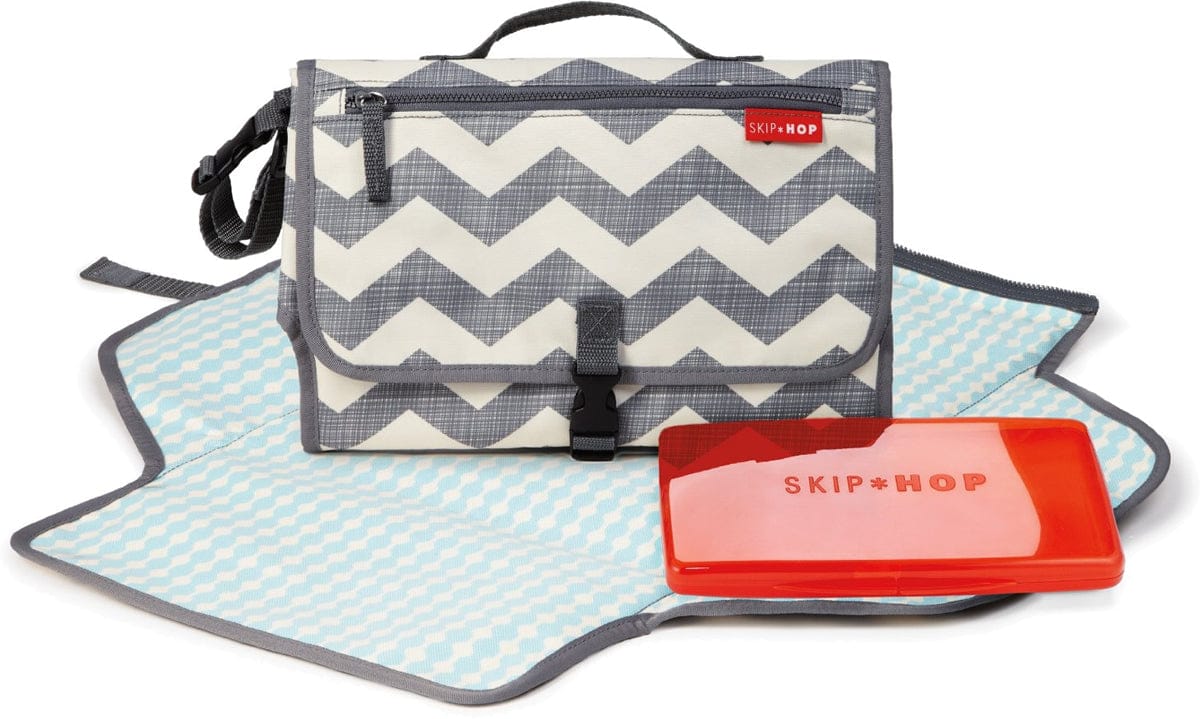 Skip Hop Pronto Changing Station - Chevron - 202204