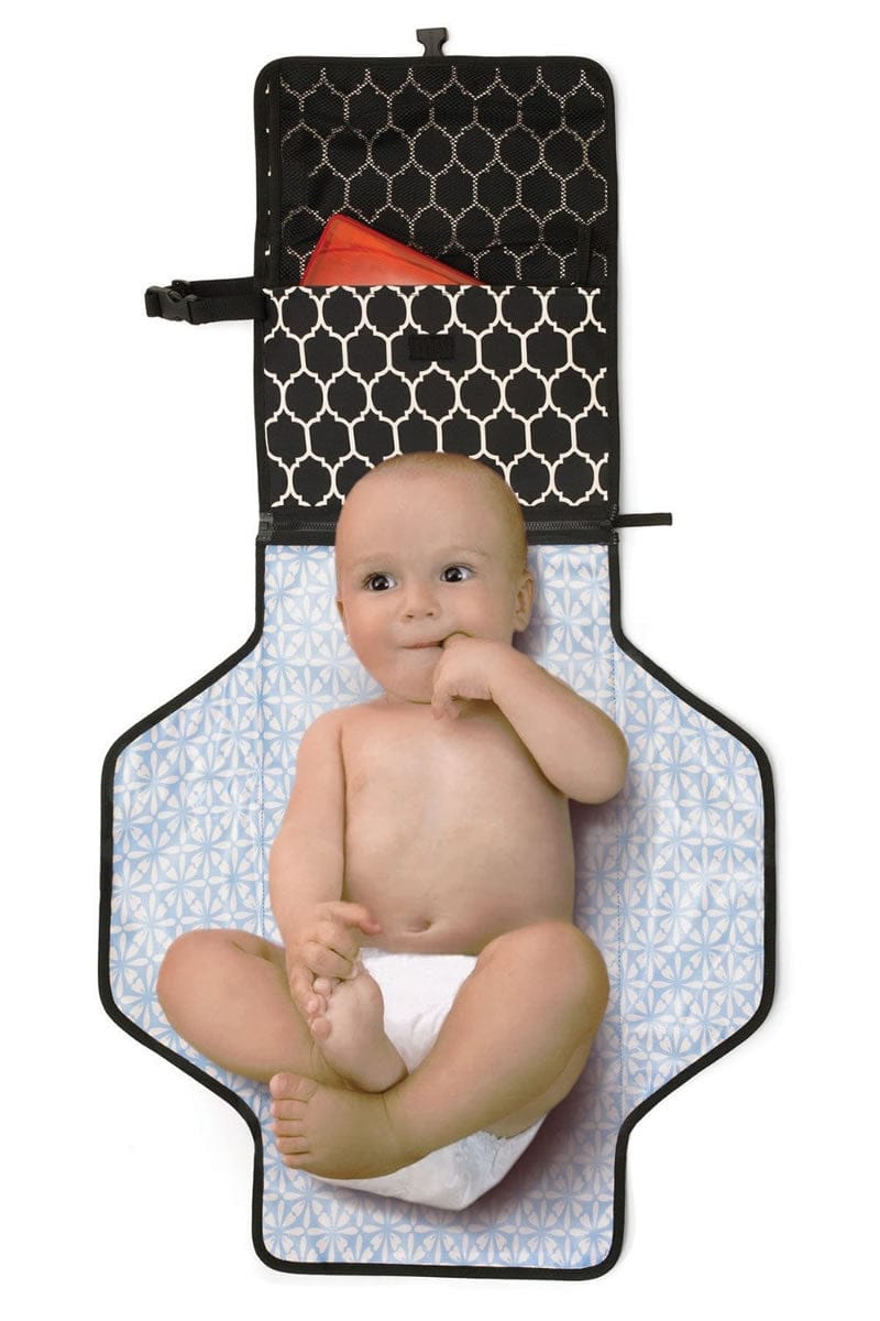 Skip Hop Pronto Changing Station - Onyx Tile