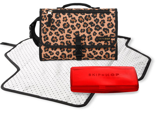 Skip Hop Pronto Signature Changing Station - Classic Leopard - 9K172010