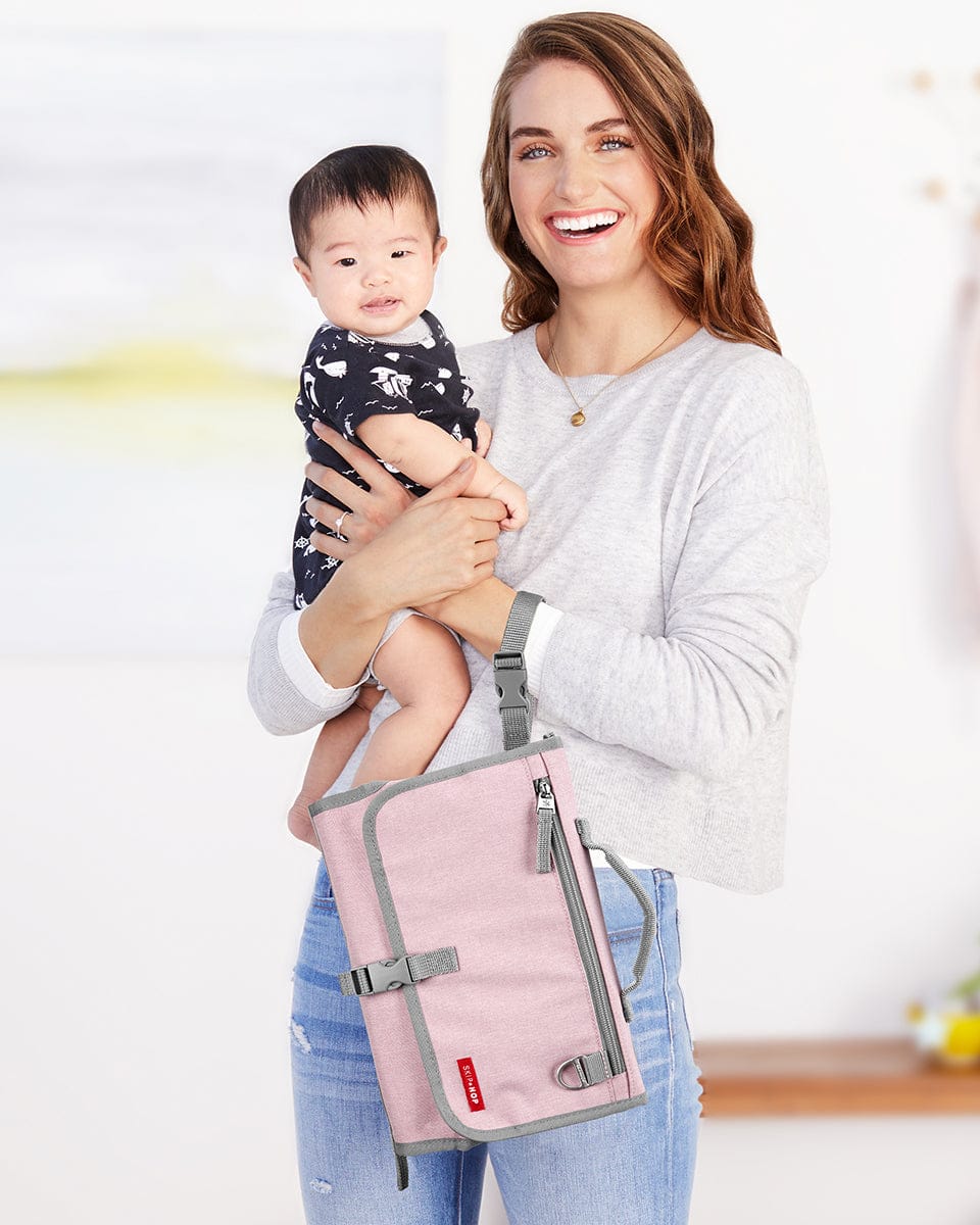 Skip Hop Pronto Signature Changing Station - Pink Heather - 9L523210