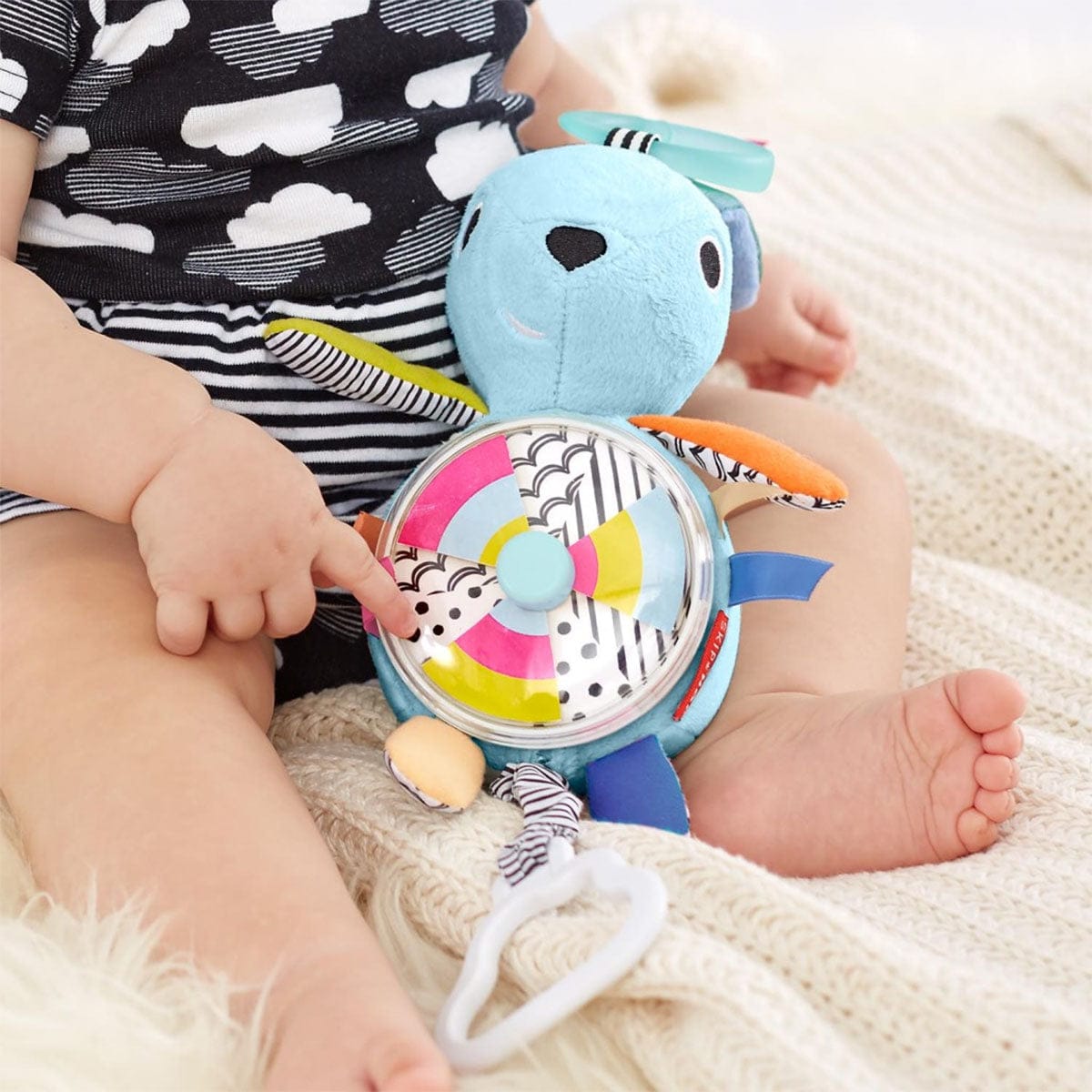 Skip Hop Vibrant Village Pull & Spin Activity Bunny