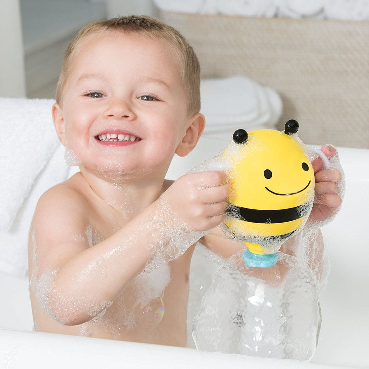 Skip Hop Zoo Fill Up Fountain Bath Toy - Bee - 235358