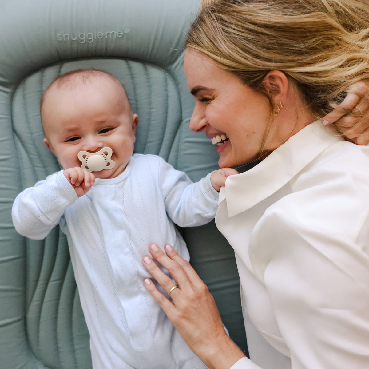 Snuggle Me Infant Lounger Wave - Slate