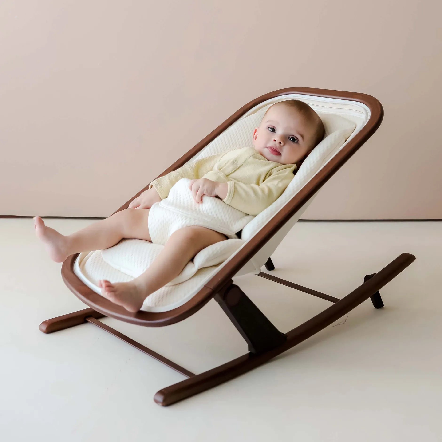 Snuggle Me Infant Rocker - SMO-RKR-WW-NA-WN