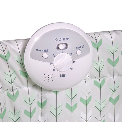 Summer Infant Classic Comfort Wood Bassinet - On-Point