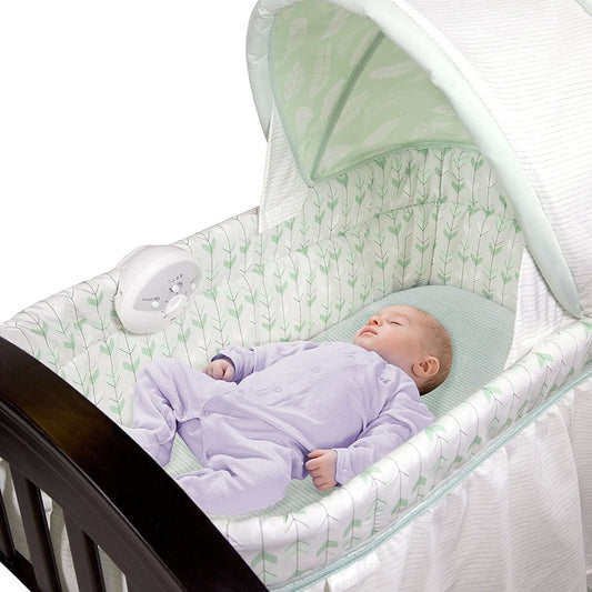 Summer Infant Classic Comfort Wood Bassinet - On-Point