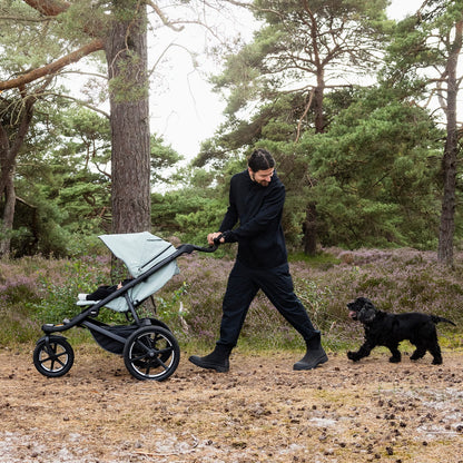 Thule Urban Glide 3 Single Jogging Stroller with Magnetic Buckle - Dark Slate - 10101711