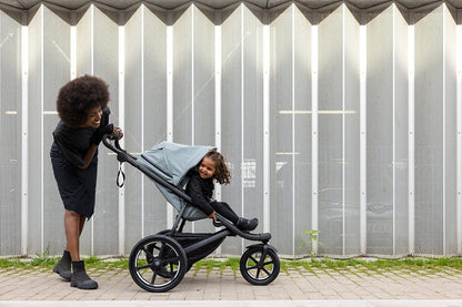 Thule Urban Glide 3 Single Jogging Stroller with NON-Magnetic Buckle - Black - 10101972
