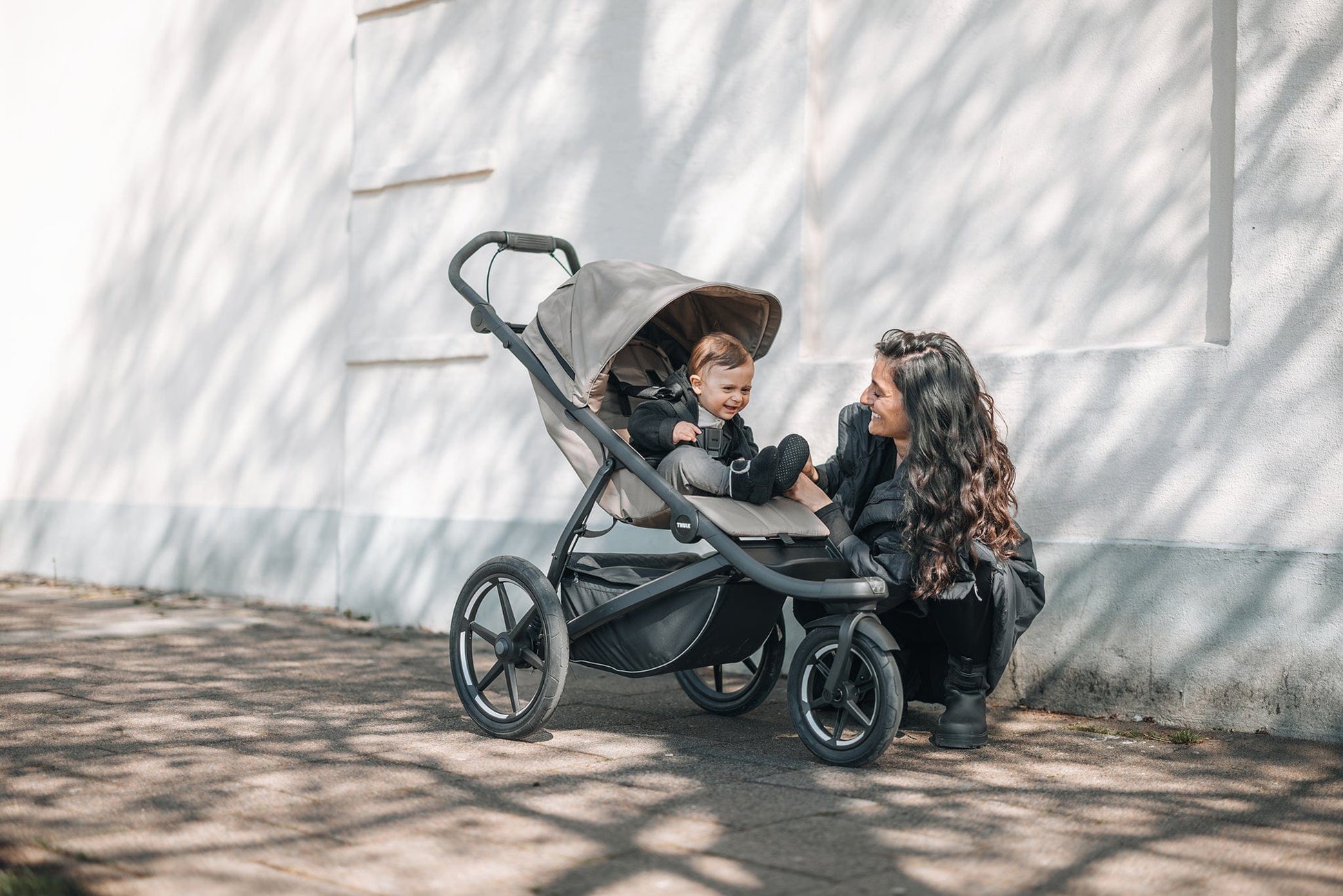 Thule Urban Glide 3 Single Jogging Stroller with NON-Magnetic Buckle + Cup Holder - Tinted Taupe - 10101704