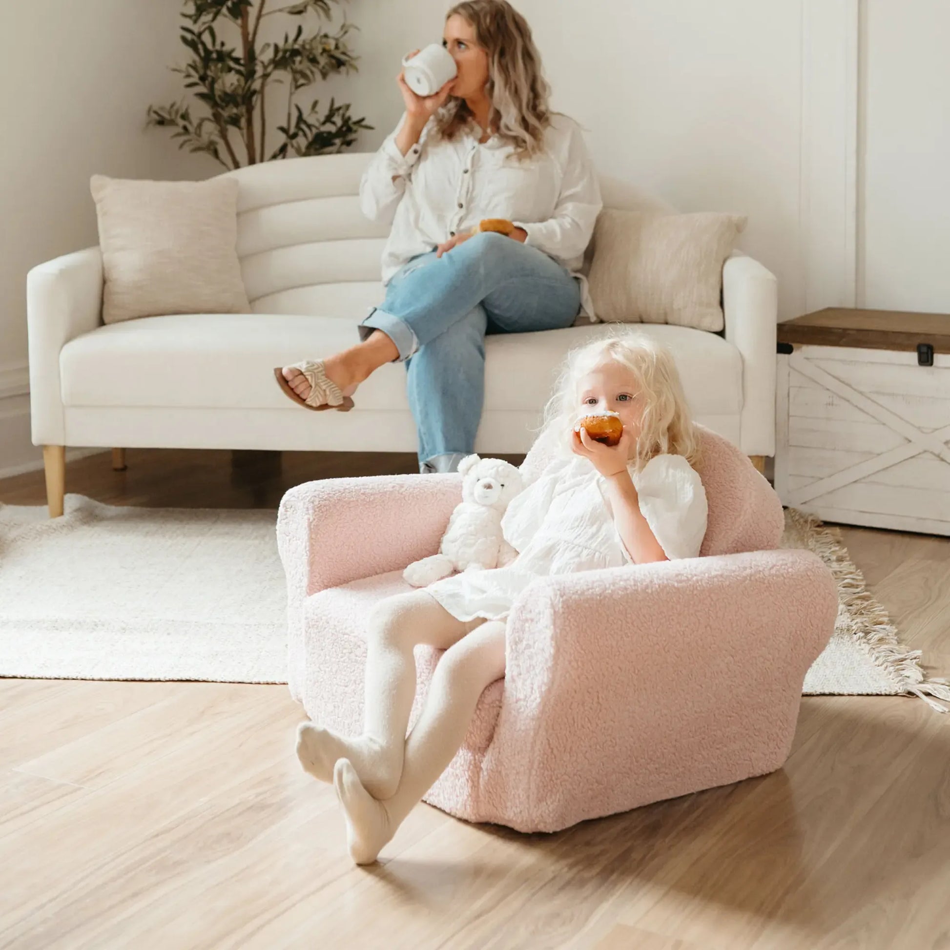 Tiny Land® Afternoon Couch —— Pink Kids Chair - TLHKKS001PK