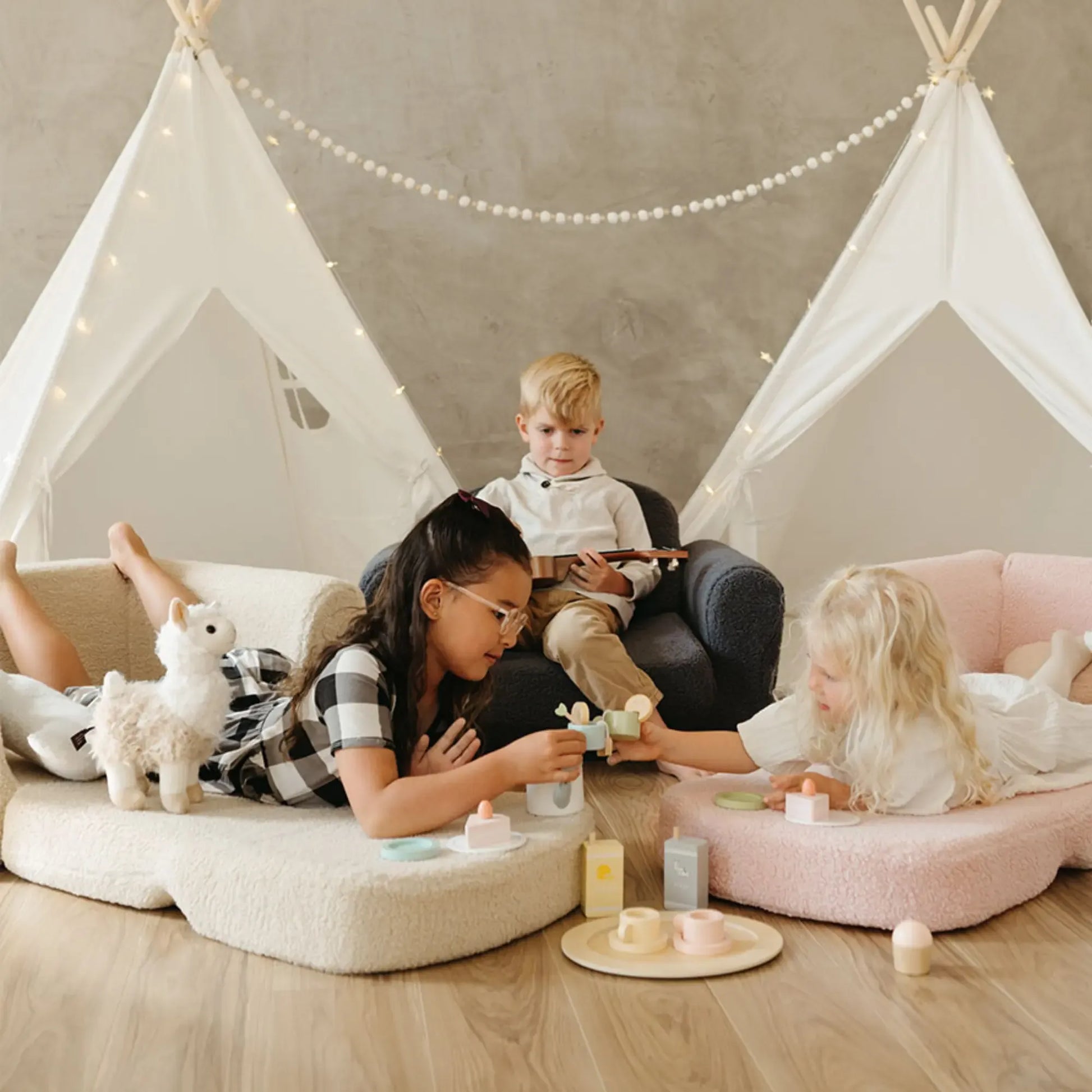 Tiny Land® Afternoon Couch —— Pink Kids Chair - TLHKKS001PK