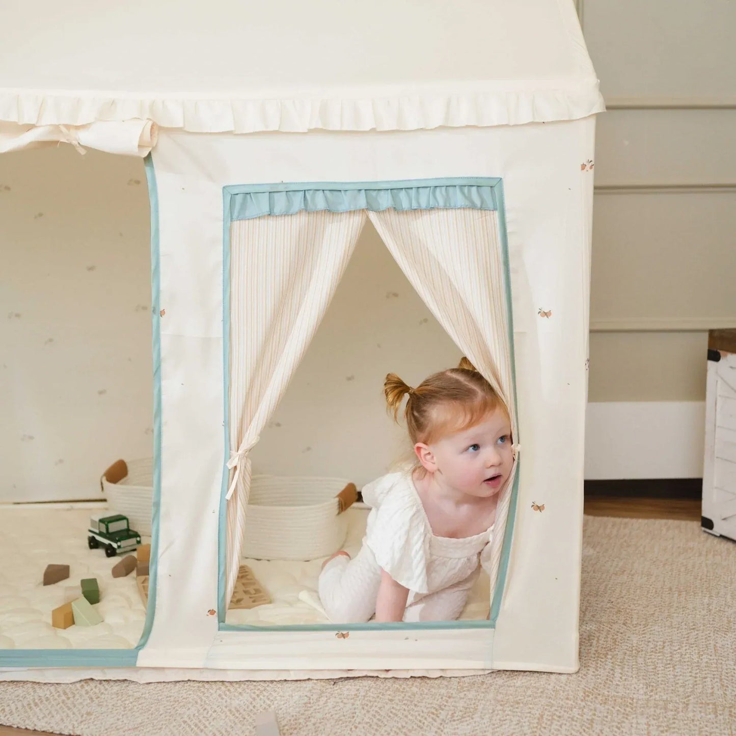 Tiny Land® Sweet Citrus Kid's Play Tent - Creamy white/blue - TLTGTT012BU