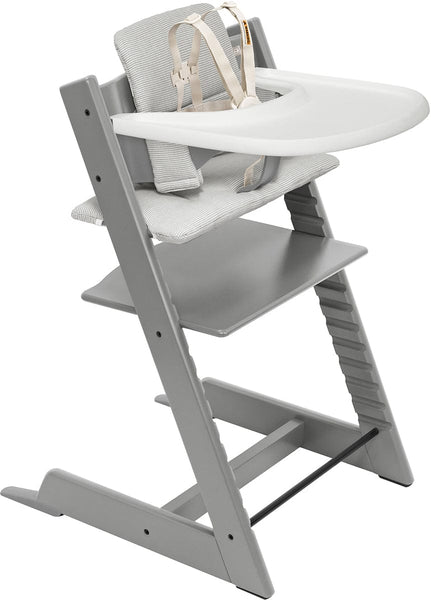 STOKKE グレーのハイチェア トレイ・ベルト付き Stokke Tripp Trapp High Chair2 and Cushion with Stokke Tray