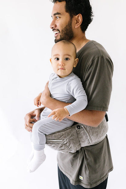 Tushbaby Hip Seat Carrier, Velvet - Silver - TB-VELVET-SILVE