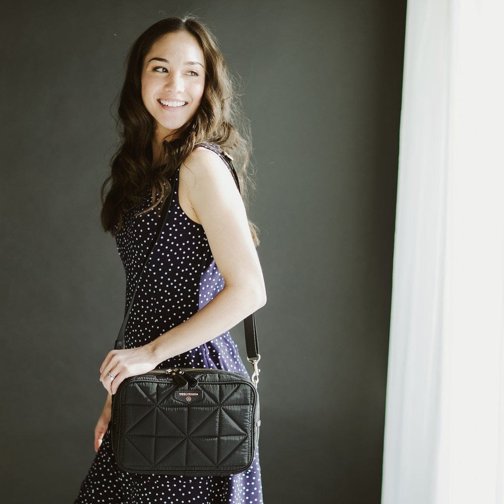 TWELVElittle Diaper Clutch - Black - BG504BL