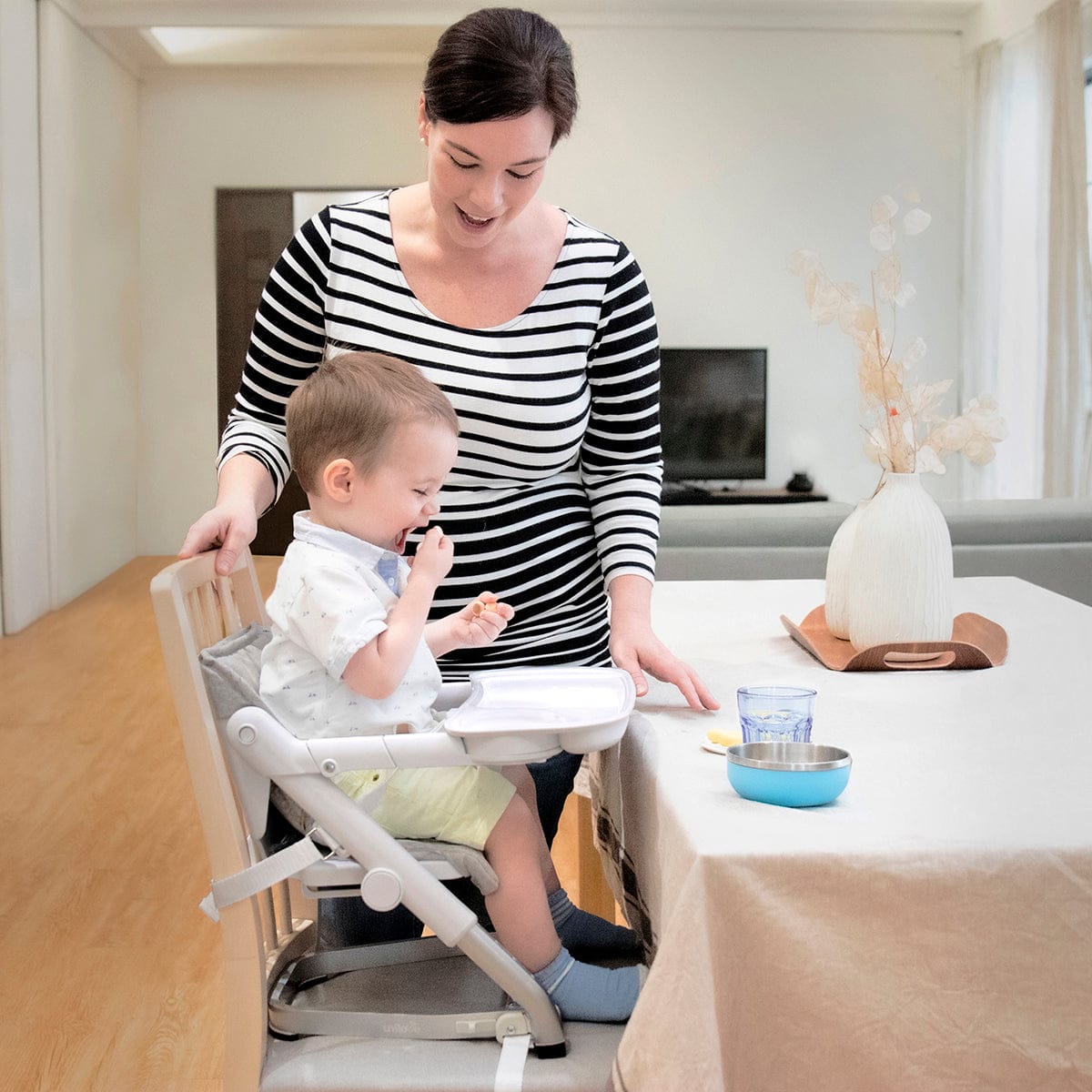Unilove Feed Me 3-in-1 Dining Booster Chair - Bubble Black - uni-fmblack