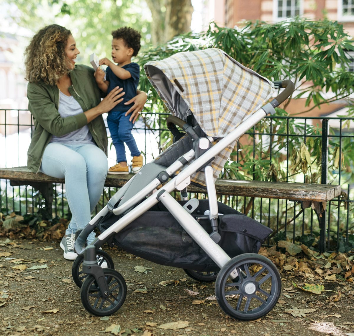 UPPAbaby 2019 VISTA Stroller - Spenser (Grey & Yellow Tartan/Silver/Moss Leather)