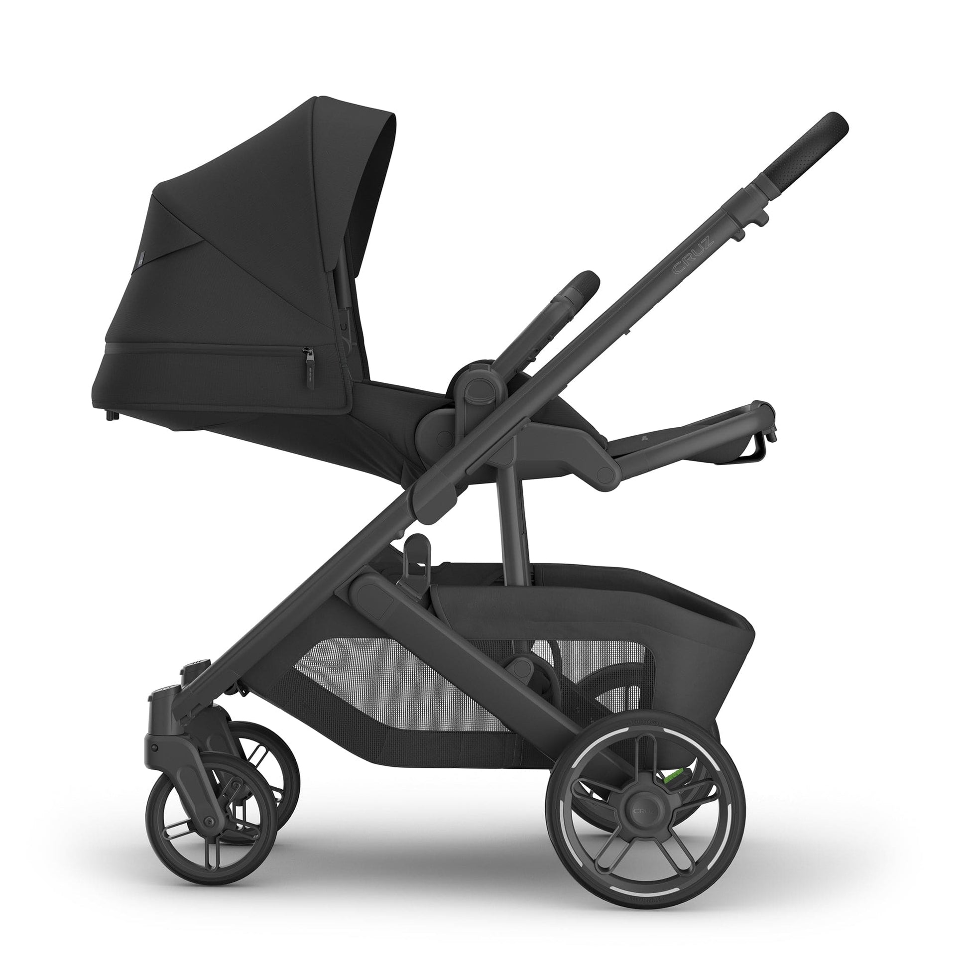 UPPAbaby Cruz V3 Stroller - Jake (Charcoal / Carbon Frame / Black Leather) - 0403-CRZ-NA-JKE