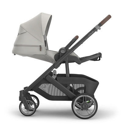 UPPAbaby Cruz V3 Stroller - Savannah (Pearl Gray Jacquard / Carbon Frame / Chestnut Leather) - 0403-CRZ-NA-SAV