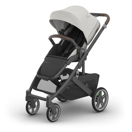 UPPAbaby Cruz V3 Stroller - Savannah (Pearl Gray Jacquard / Carbon Frame / Chestnut Leather) - 0403-CRZ-NA-SAV