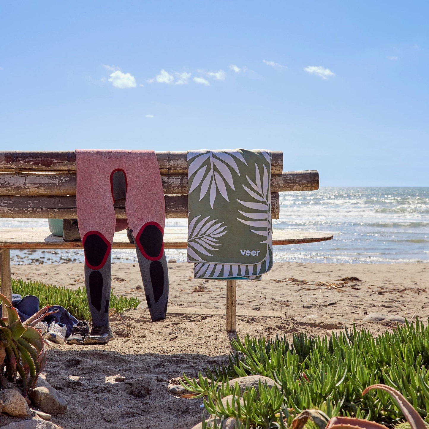 Veer Beach Blanket - Field - OBLA-BEACH-FLD