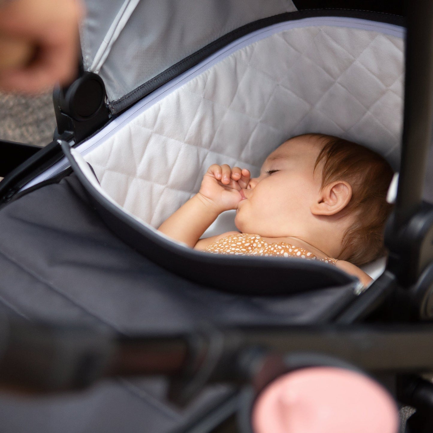 Veer Switch&Roll Luxe Single-to-Double Stroller + Infant Essentials Bundle - Gray Granite - BUN-SNR-LEA-BAS-GGRA