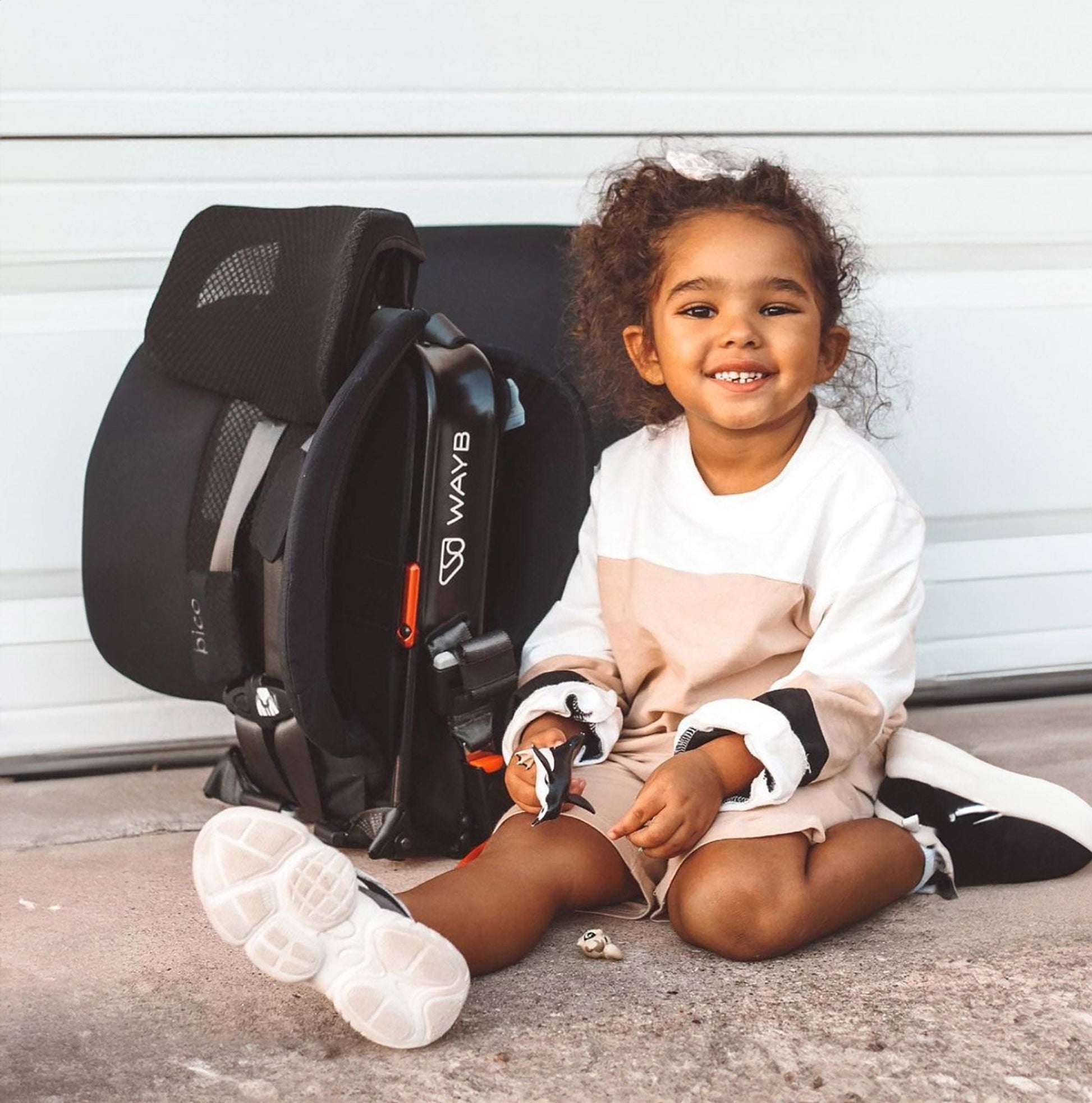 WAYB Pico Forward Facing Travel Car Seat - Midnight (2 Pack Bundle) - CSTPI-MS-002-2-PK