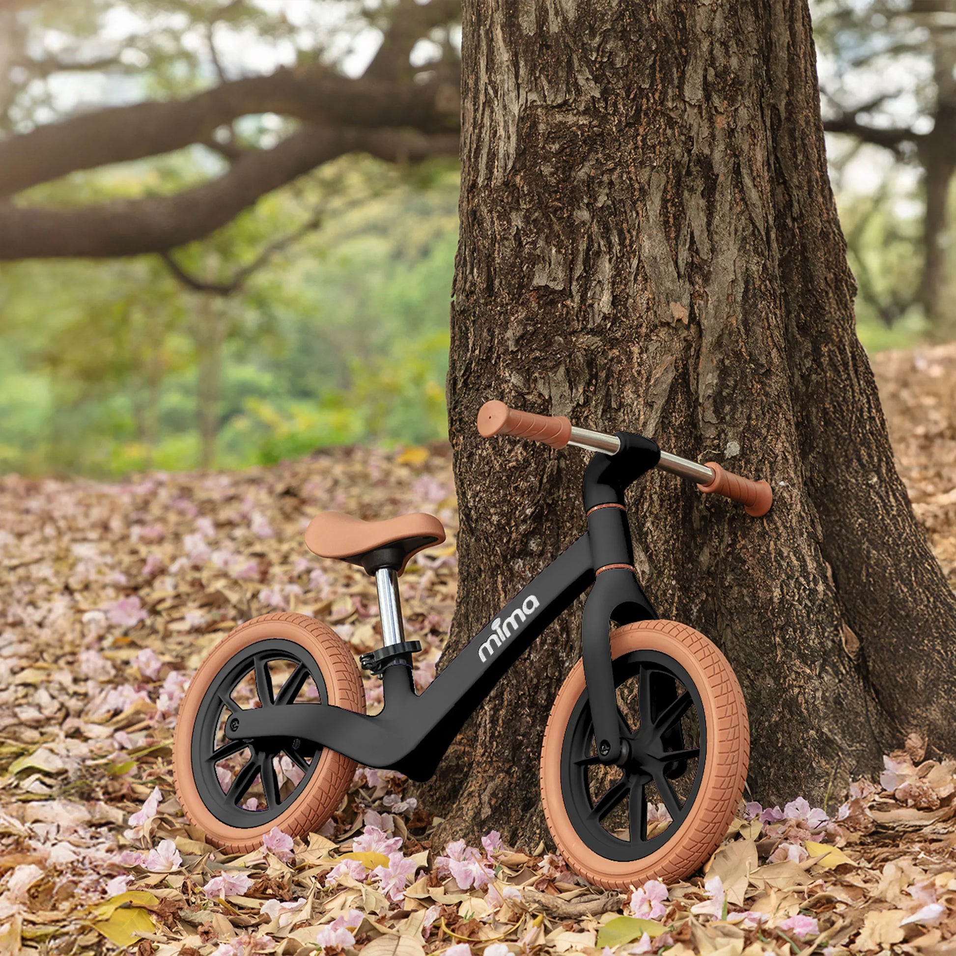 Mima Zoom Lite Balance Bike - Black - P202BLACK